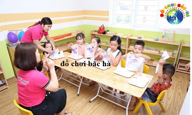 lap-dat-thiet-bi-noi-that-phong-hoc-cho-truong-mam-non-star-school-linh-dam