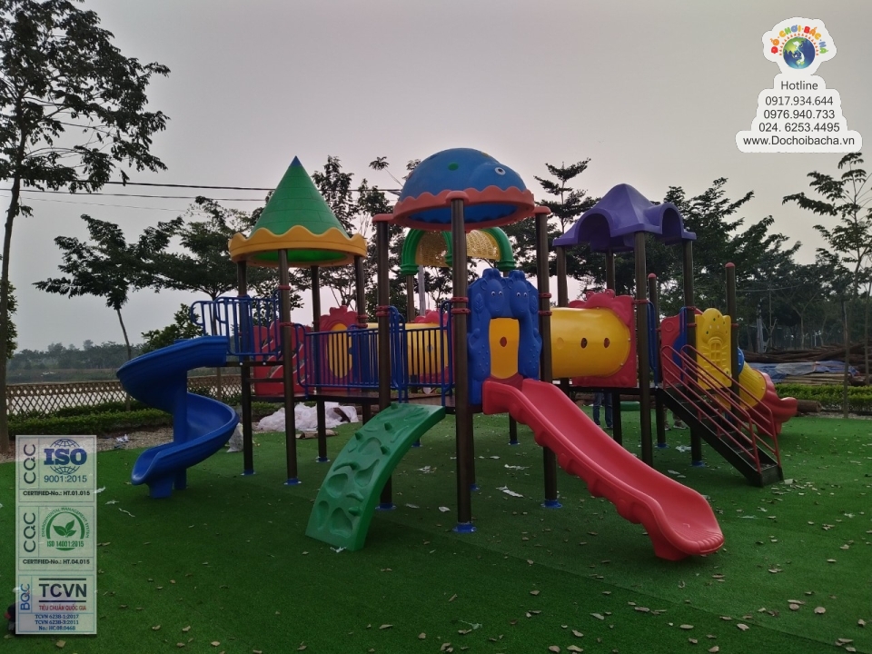thi-cong-lap-dat-do-choi-ngoai-troi-cho-khu-du-lich-sinh-thai-phu-dong-greenpark