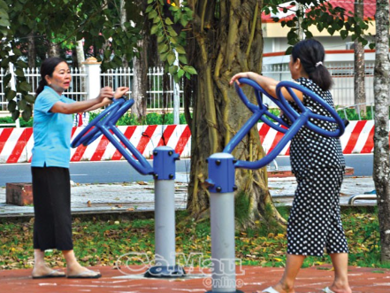 thiet-bi-the-thao-cong-vien-co-the-tap-duoc-nhung-nhom-co-nao