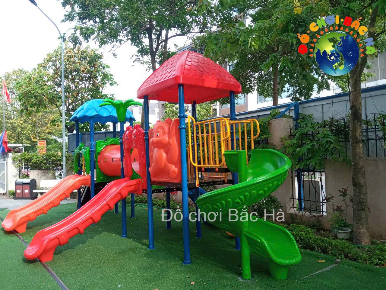 do-choi-bac-ha-tu-van-lap-dat-san-choi-truong-mam-non-tai-con-duong-nam-hong-don