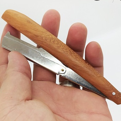 Dao cạo râu gập cán gỗ