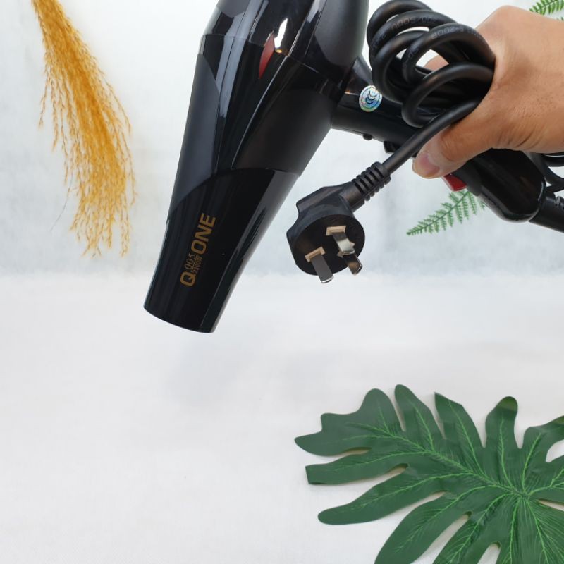 Máy sấy tóc 2 chế độ sấy Q-one 005
