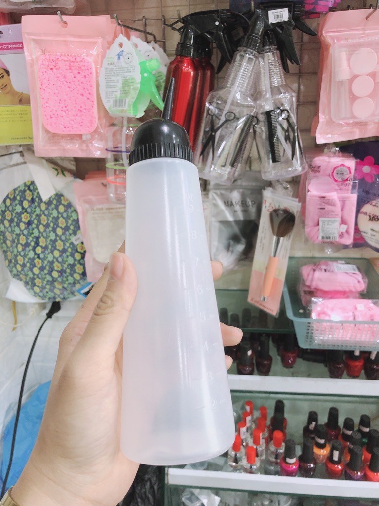 Bình đựng thuốc uốn