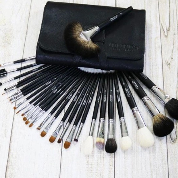 Bộ chổi 28 cây SHISEIDO Professional