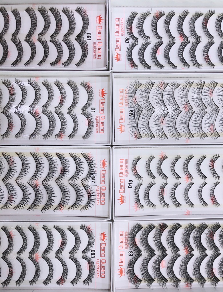 Mi giả đăng quang các số