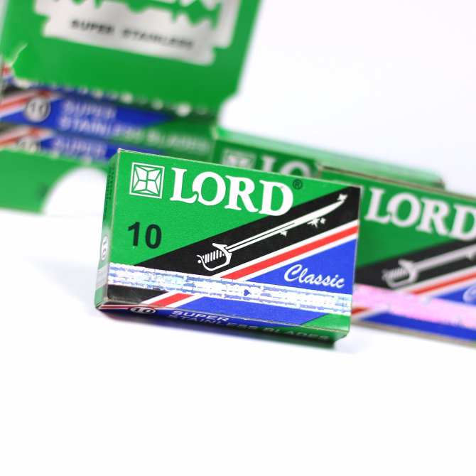 Dao Lord Shark vàng1 hộp lẻ