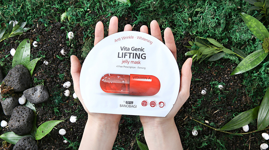 Đắp mặt nạ Vita Genic đỏ