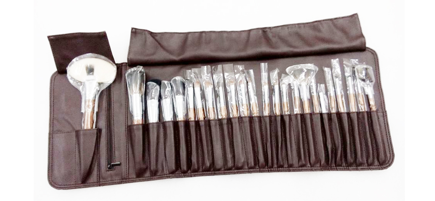 Bộ chổi 24 cây Makeup Forever Professional