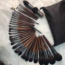 Bộ chổi 24 cây Makeup Forever Professional