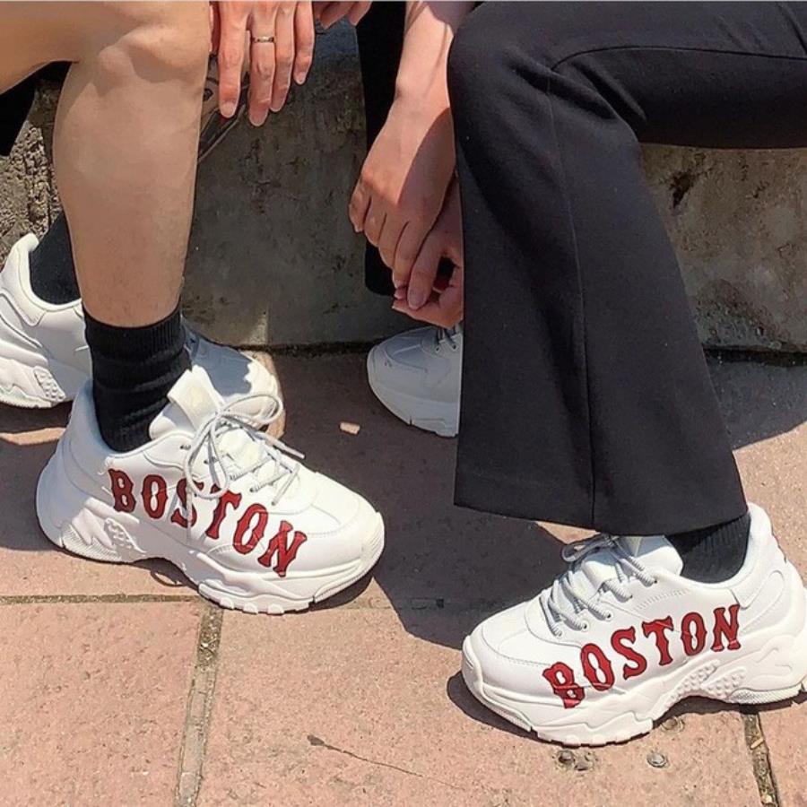 3 Cách để phối đồ cực men với Boston giày nam
