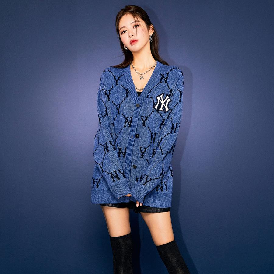 Áo Cardigan MLB Argyle Monogram Crop 3FKCY012450NYD