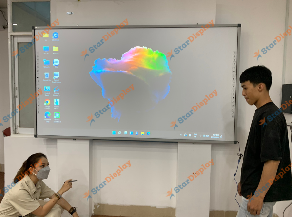 2022/09 : Dự án lắp đặt bảng tương tác thông minh IWB và máy chiếu tại thành phố Quy Nhơn