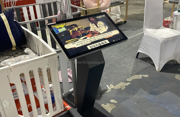 2024/04: Cho thuê màn hình quảng cáo chuyên dụng cùng kiosk tại lễ hội thú cưng  Vietnam Global Pet Expo 2024 Cung văn hóa Lao động TPHCM