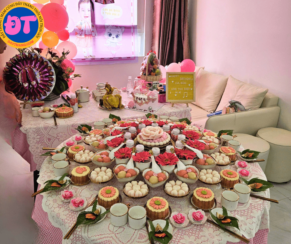 Mâm Cúng Đầy Tháng Tone Hồng Ngọt Ngào Cho Bé Gái: Sự Kết Hợp Hoàn Hảo Giữa Truyền Thống Và Hiện Đại