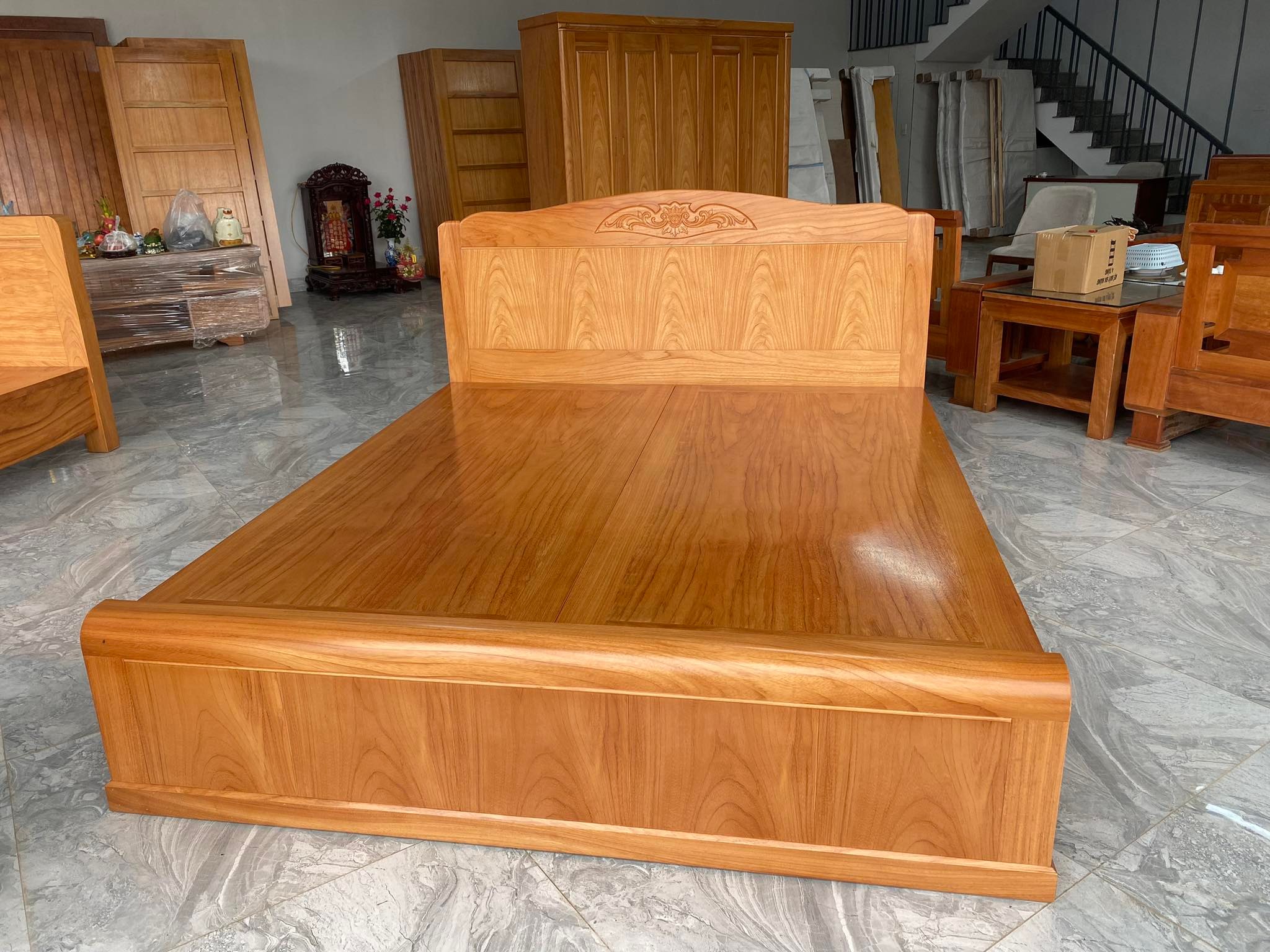 Giường ngủ gỗ gõ