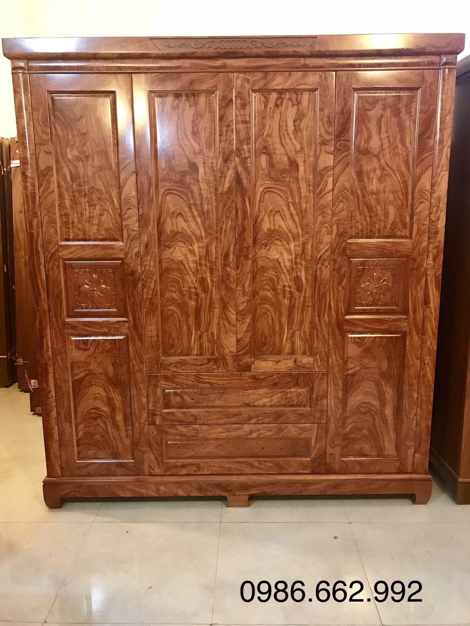 Tủ áo gỗ hương đá