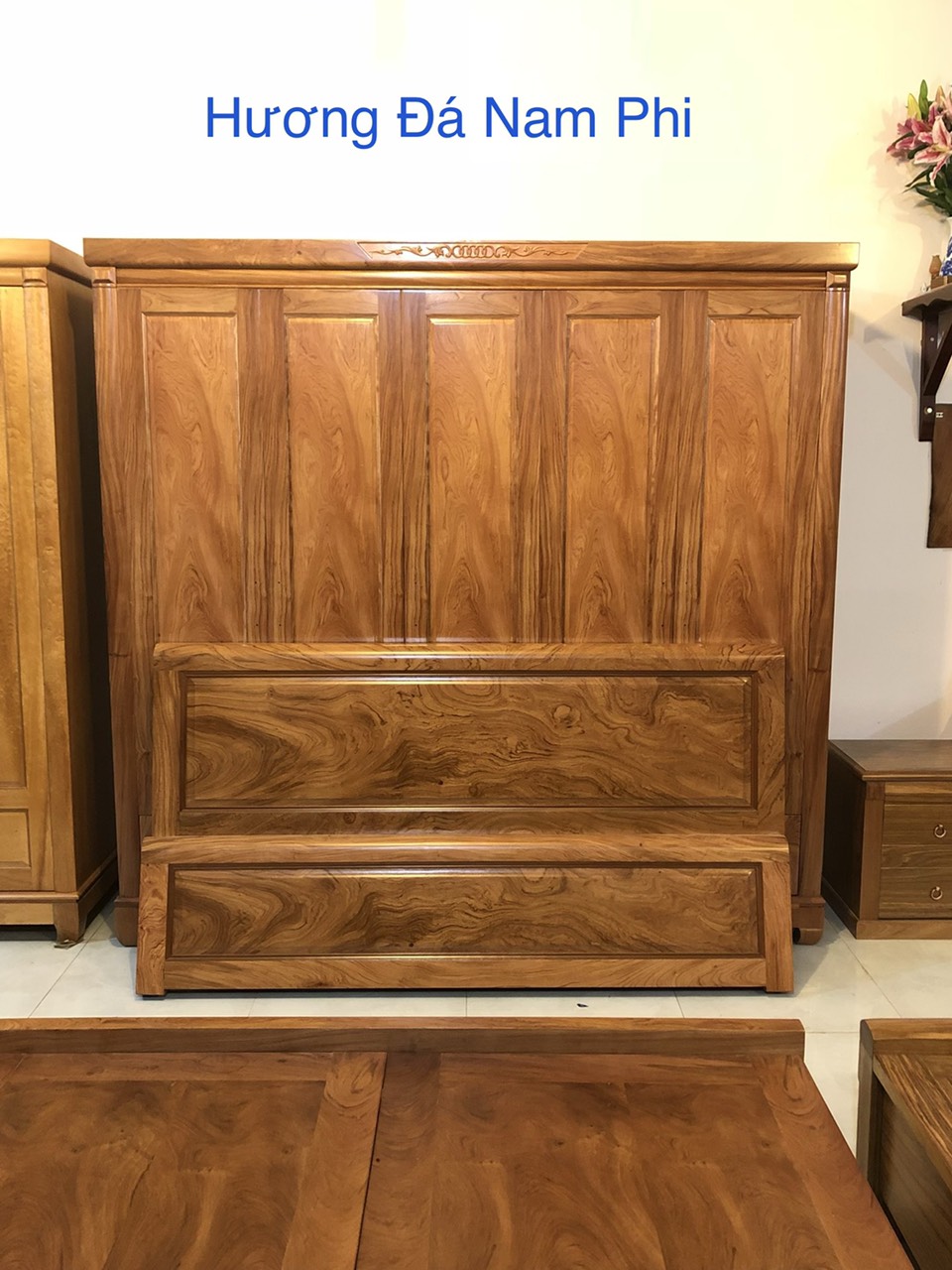 Bộ giường tủ hương đá nam phi