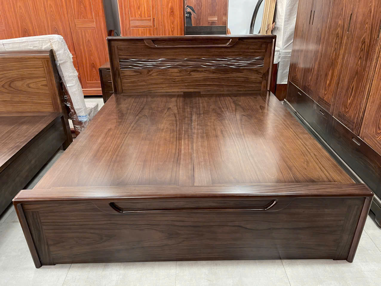 Bộ phòng ngủ gỗ óc chó