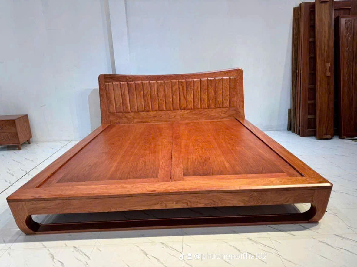 Giường Hương Đá Đục Chân Thuyền