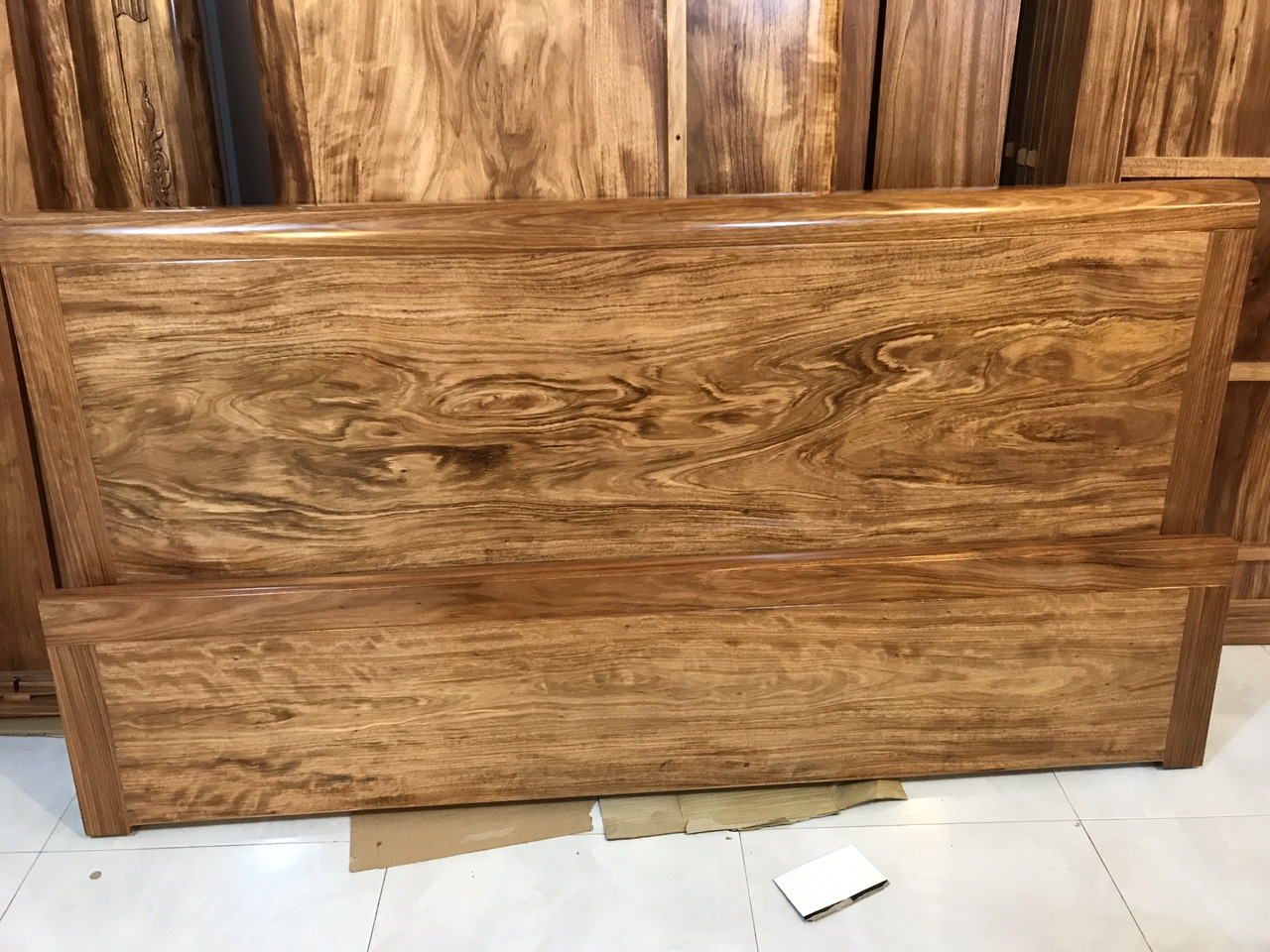 Giường Ngủ Gỗ Hương Xám. Mã.HX04