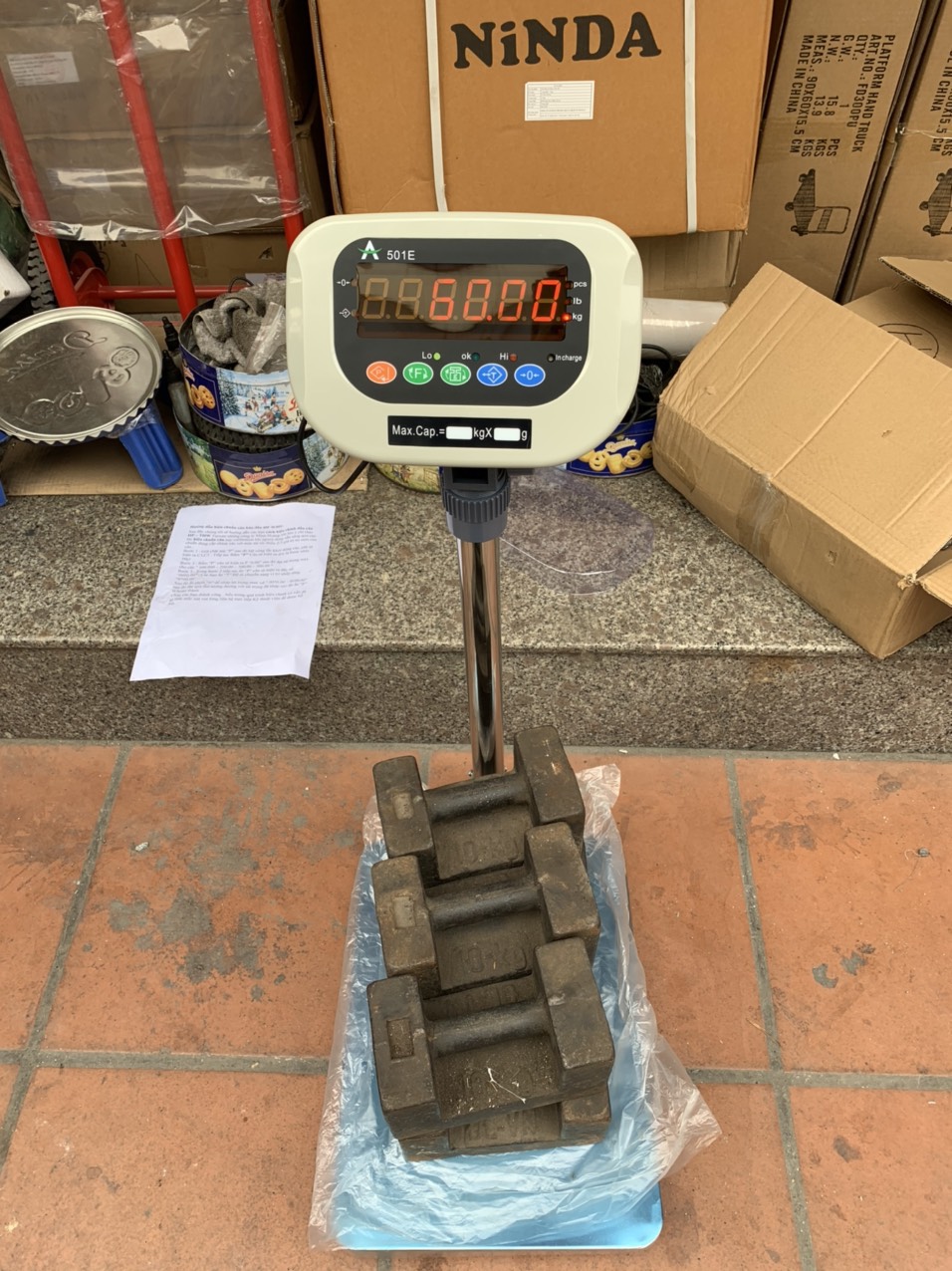 Cân bàn điện tử A 501E 100kg/20g