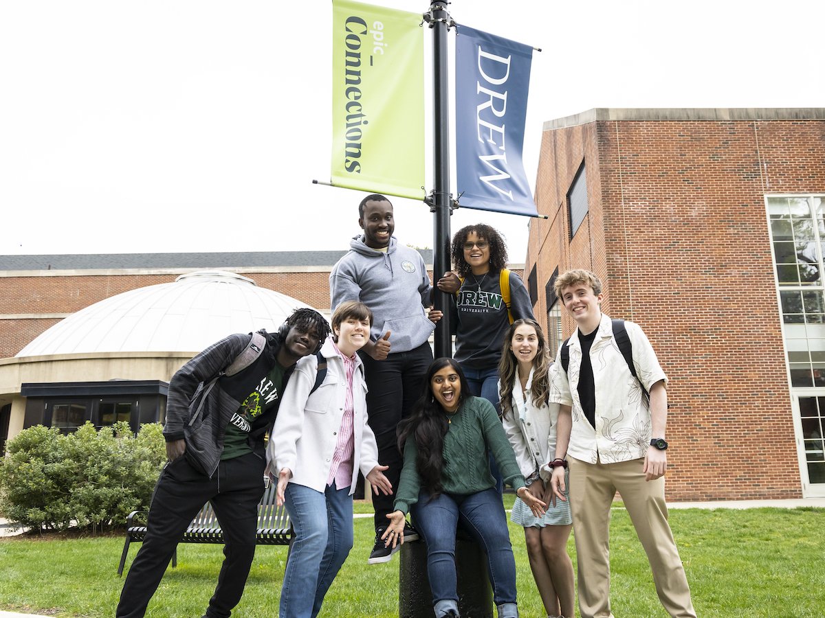 dew university
