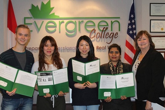 HỌC PERSONAL SUPPORT WORKER TẠI CANADA TRƯỜNG EVERGREEN