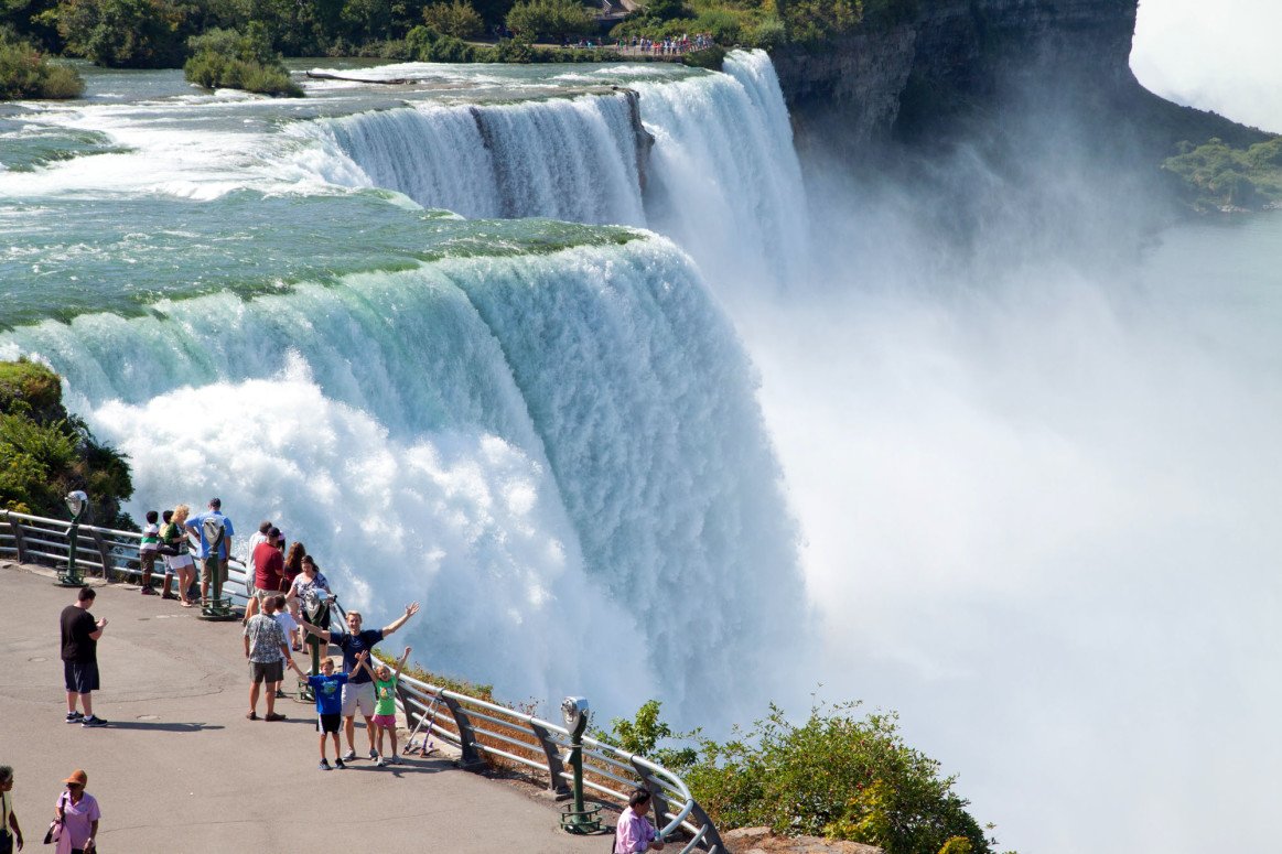 thăm thác nước niagara