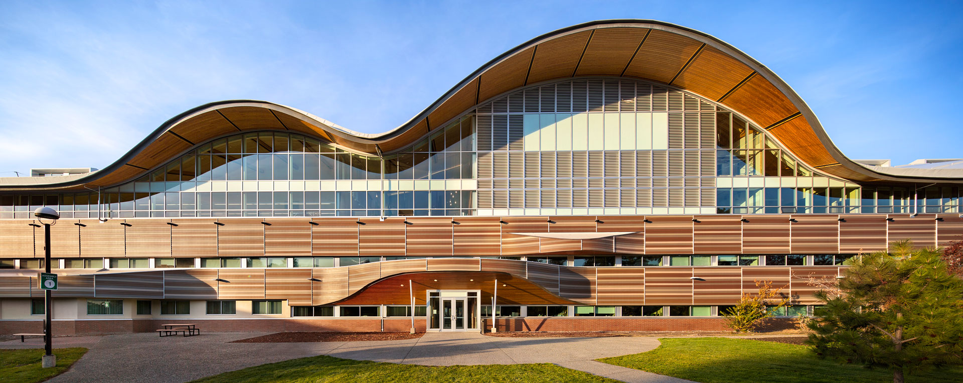 Du học Canada tại trường Thompson River University