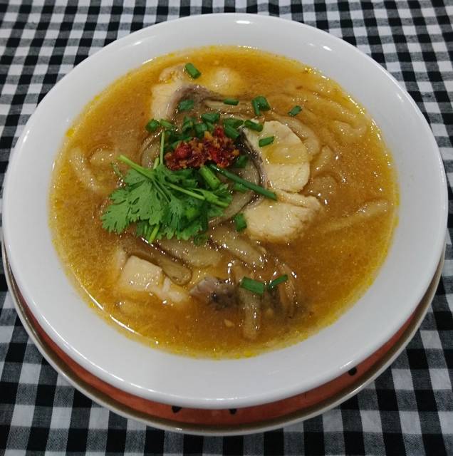 Bánh canh bột lọc nấu cá quả