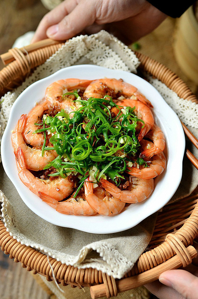 Tôm hấp miến ngon đẹp ngất ngây