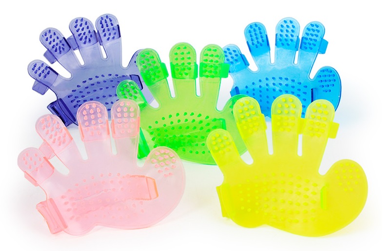 Găng tay tắm massage cho chó mèo được làm từ cao su dẻo cao cấp