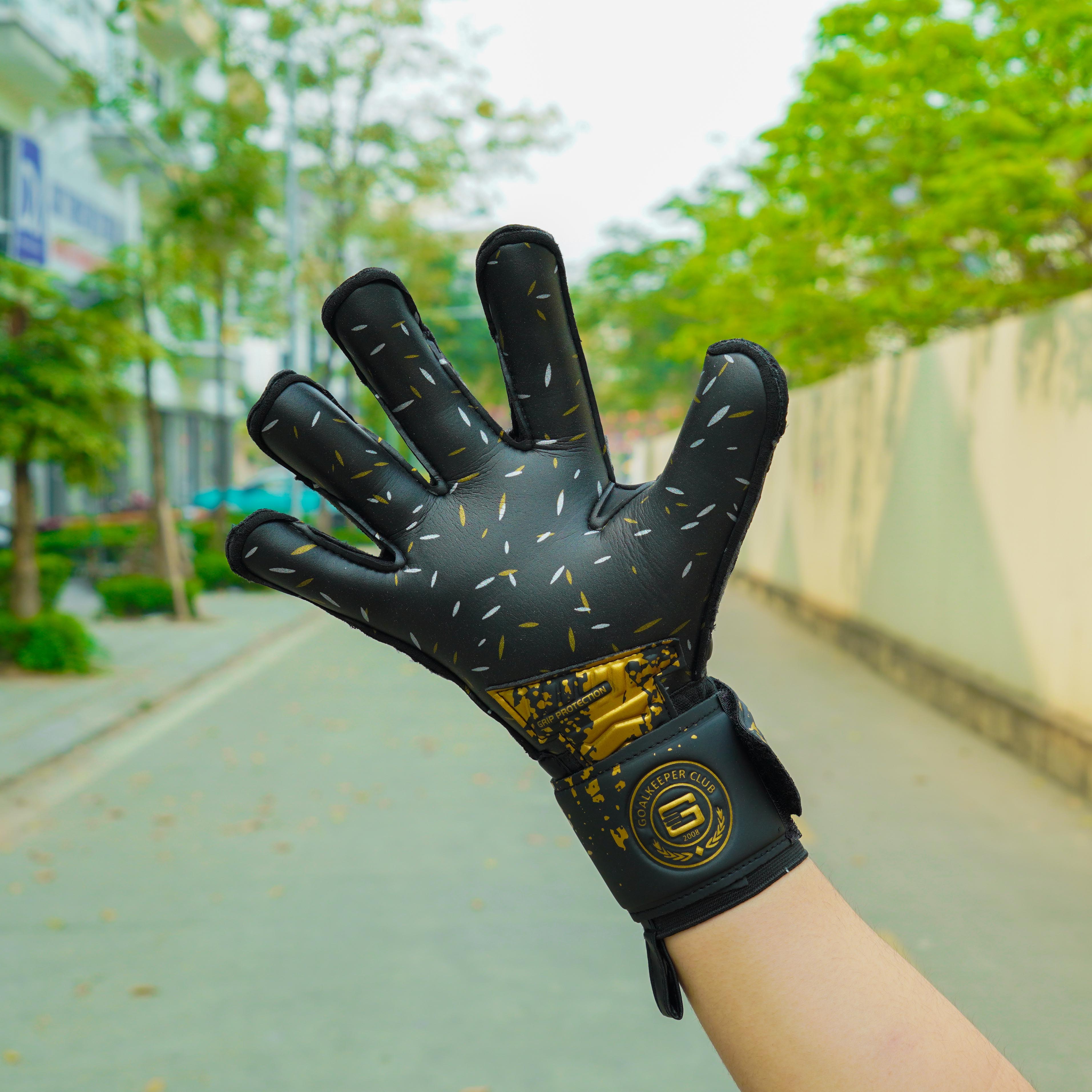 GKVN 4 mùa Thu Cuối - Mút Đen