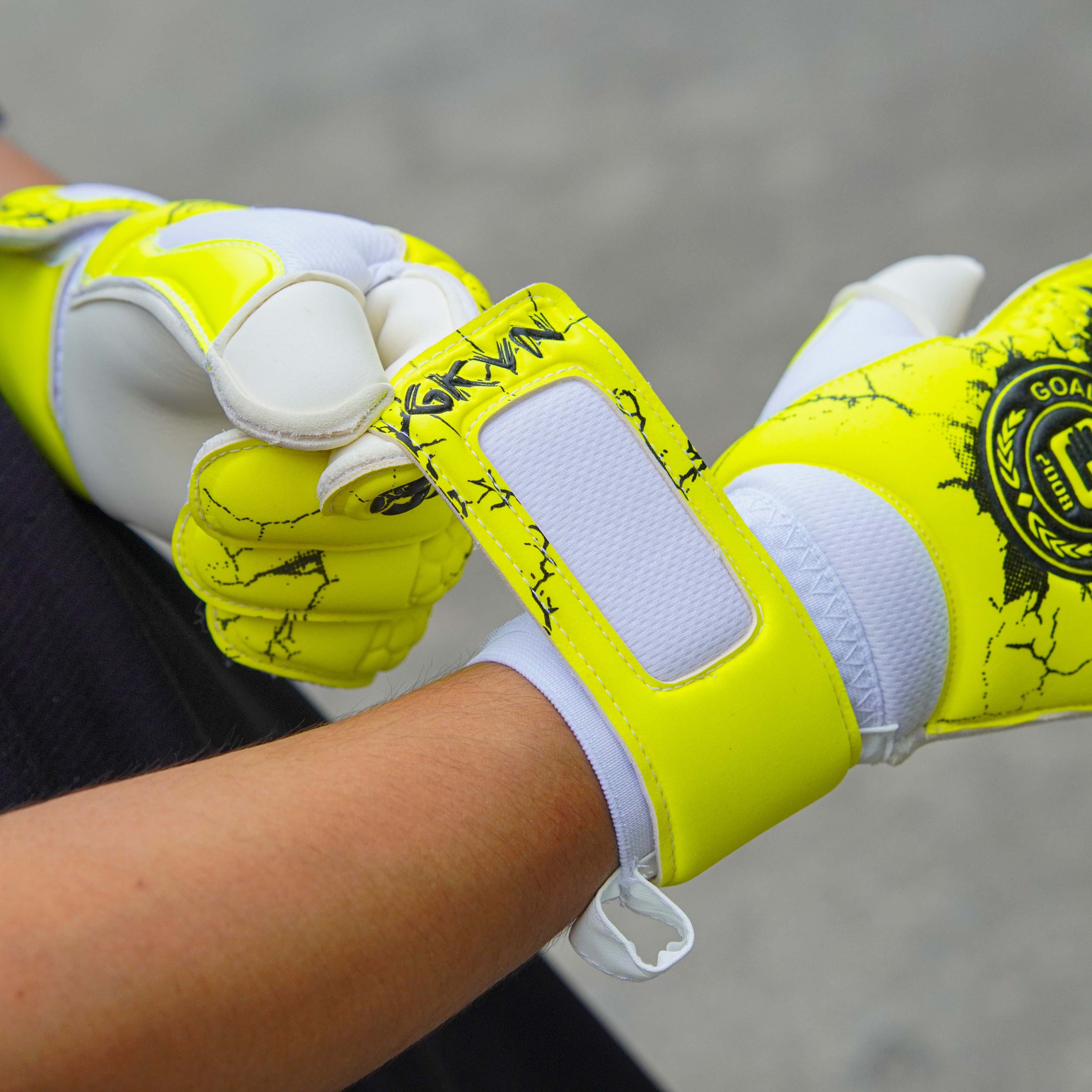 Găng Tay Thủ Môn Phá Special Pro Giga - Neon