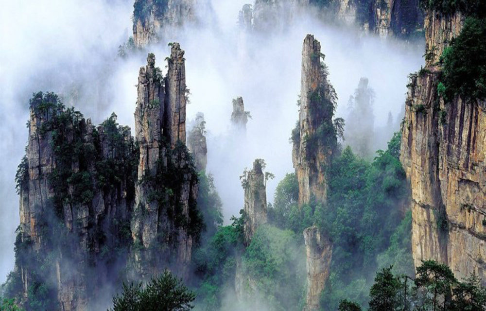 Tour Phượng Hoàng Cổ Trấn Tết 2025 • Khám Phá Trương Gia Giới - Thiên Môn Sơn