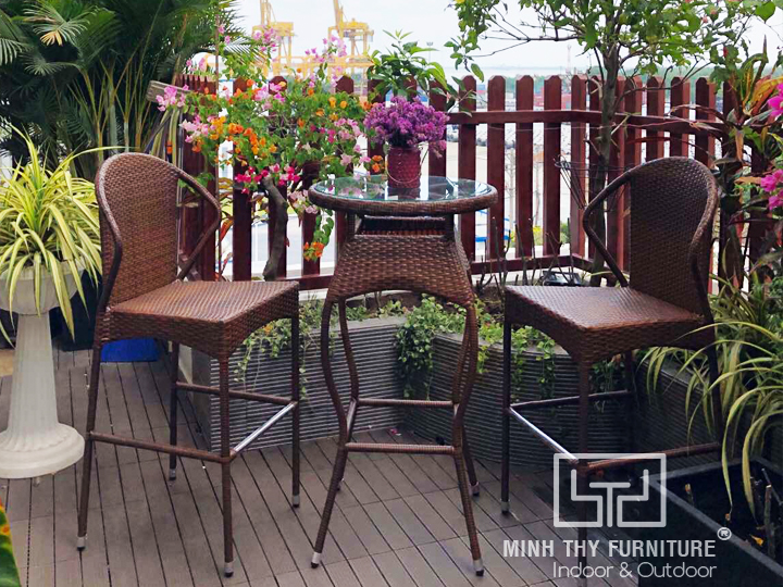 GHẾ QUẦY BAR NHỰA GIẢ MÂY MT816