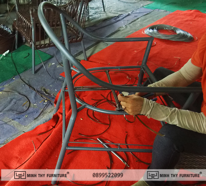 Quy trình sản xuất nội ngoại thất xuất khẩu tại Xưởng Minh Thy 4 dan ghe cafe nhua gia may ngoai troi