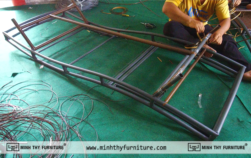 Góc nhìn tổng quan các mẫu ghế hồ bơi mây nhựa MT462 với thiết kế cong công thái học ôm trọn cơ thể