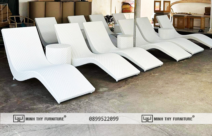 Ghế Bể Bơi Ngoài Trời Giả Mây Hình Chữ S