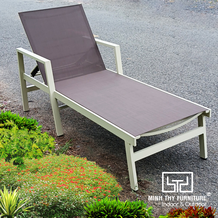 Chi tiết của những mẫu giường hồ bơi mới tại Minh Thy Furniture 2 Ghế Hồ Bơi Lưới Textilene MT4054