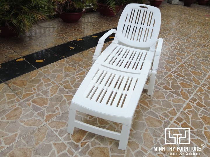 Ghế hồ bơi nhựa MTN3067