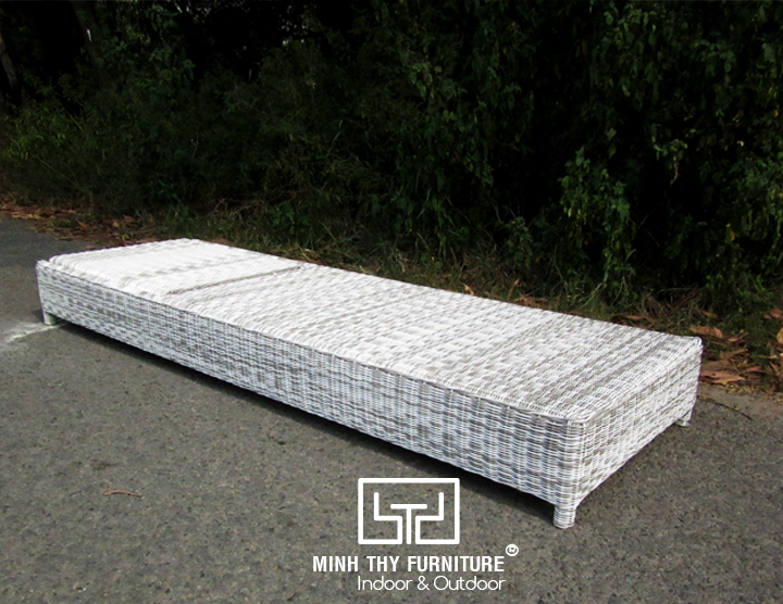 Giường nằm bãi biển đan sợi nhựa giả mây