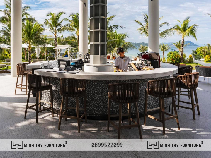 Gợi ý cách sắp xếp bàn ghế quầy bar cho quán cafe 4 bài trí tại khu vực pha chế