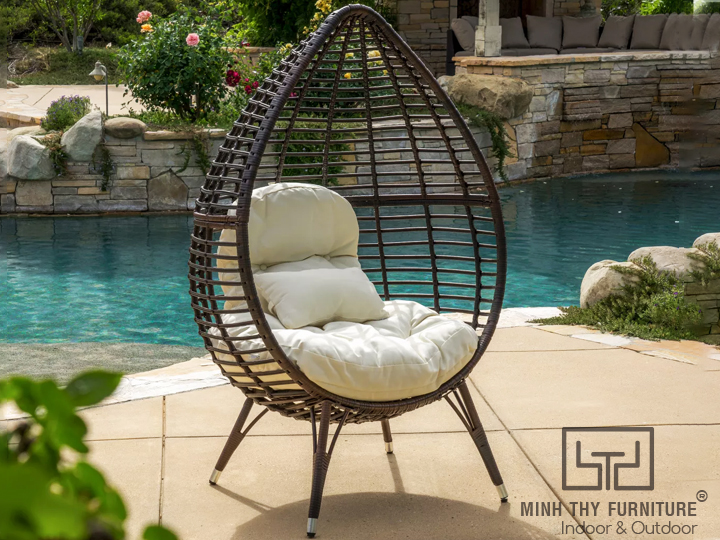 Những mẫu bàn ghế ban công mà bạn không thể bỏ qua. 18 XÍCH ĐU SÂN VƯỜN MT983