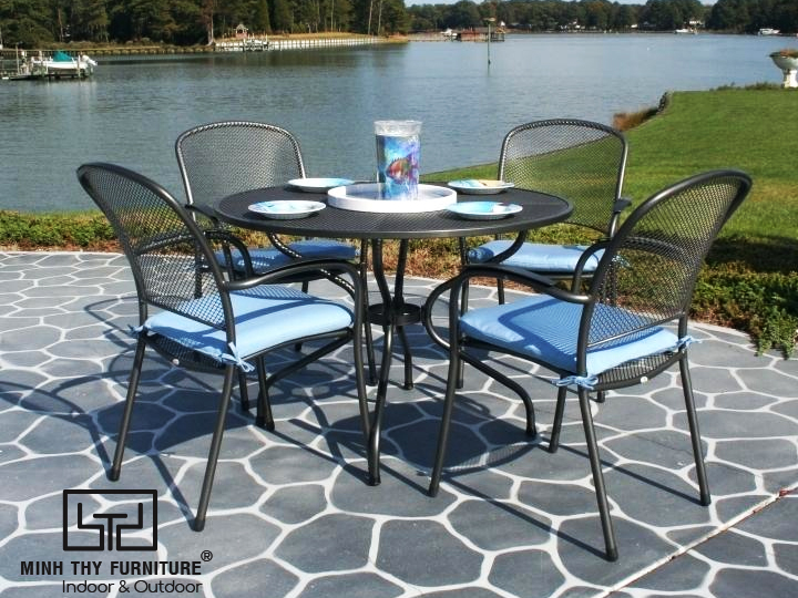 Các ứng dụng bàn ghế ăn nhựa giả mây 7 Bàn Ghế Sắt BGS-MT357