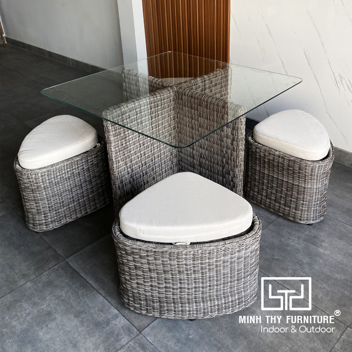 Bàn Ghế Giả Mây Cafe MT2A275 – Thiết Kế Cỏ Bốn Lá Gọn Gàng