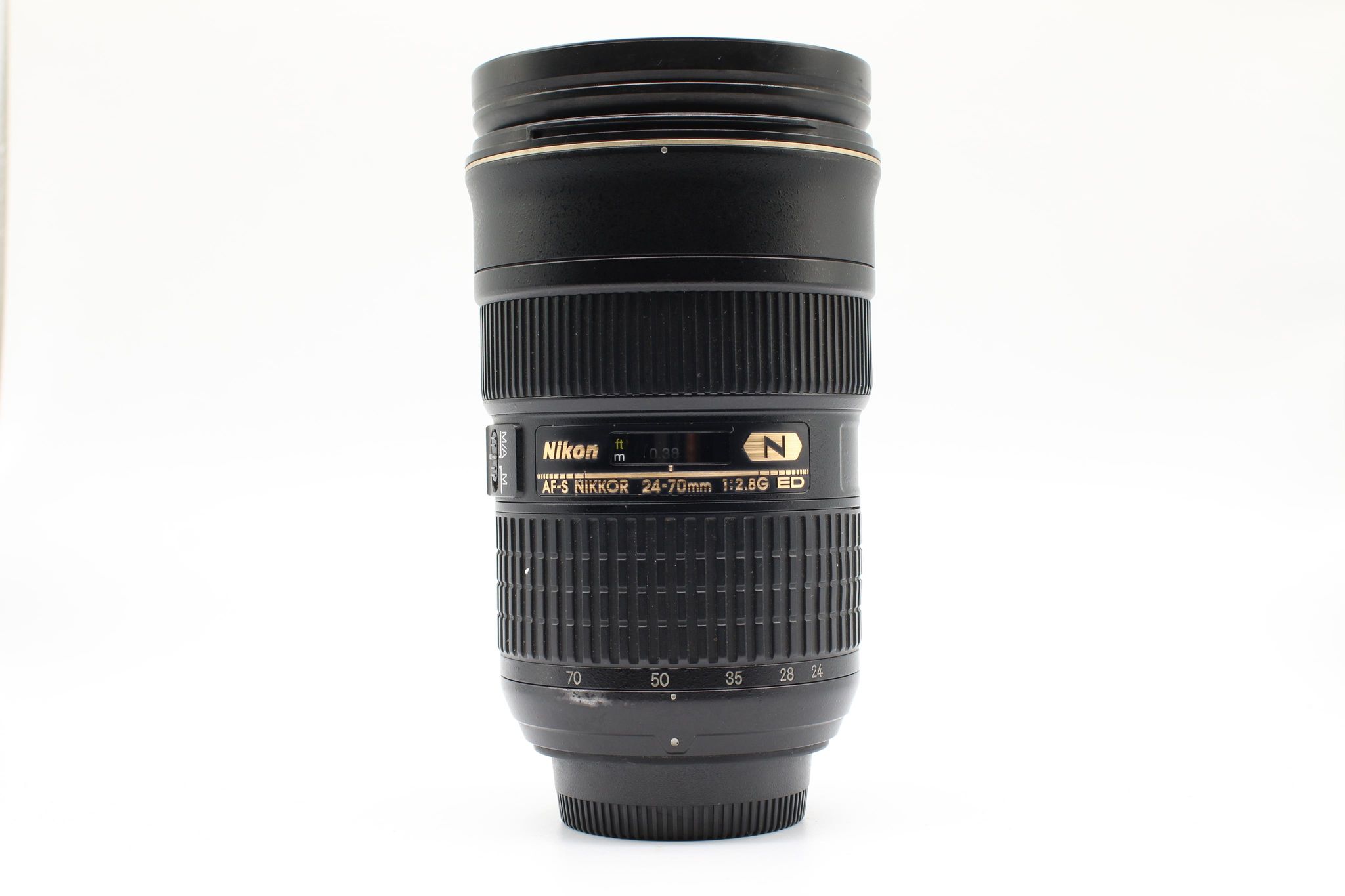 ong-kinh-nikon-af-s-24-70mm-f-2-8g-ed-nano-moi-98