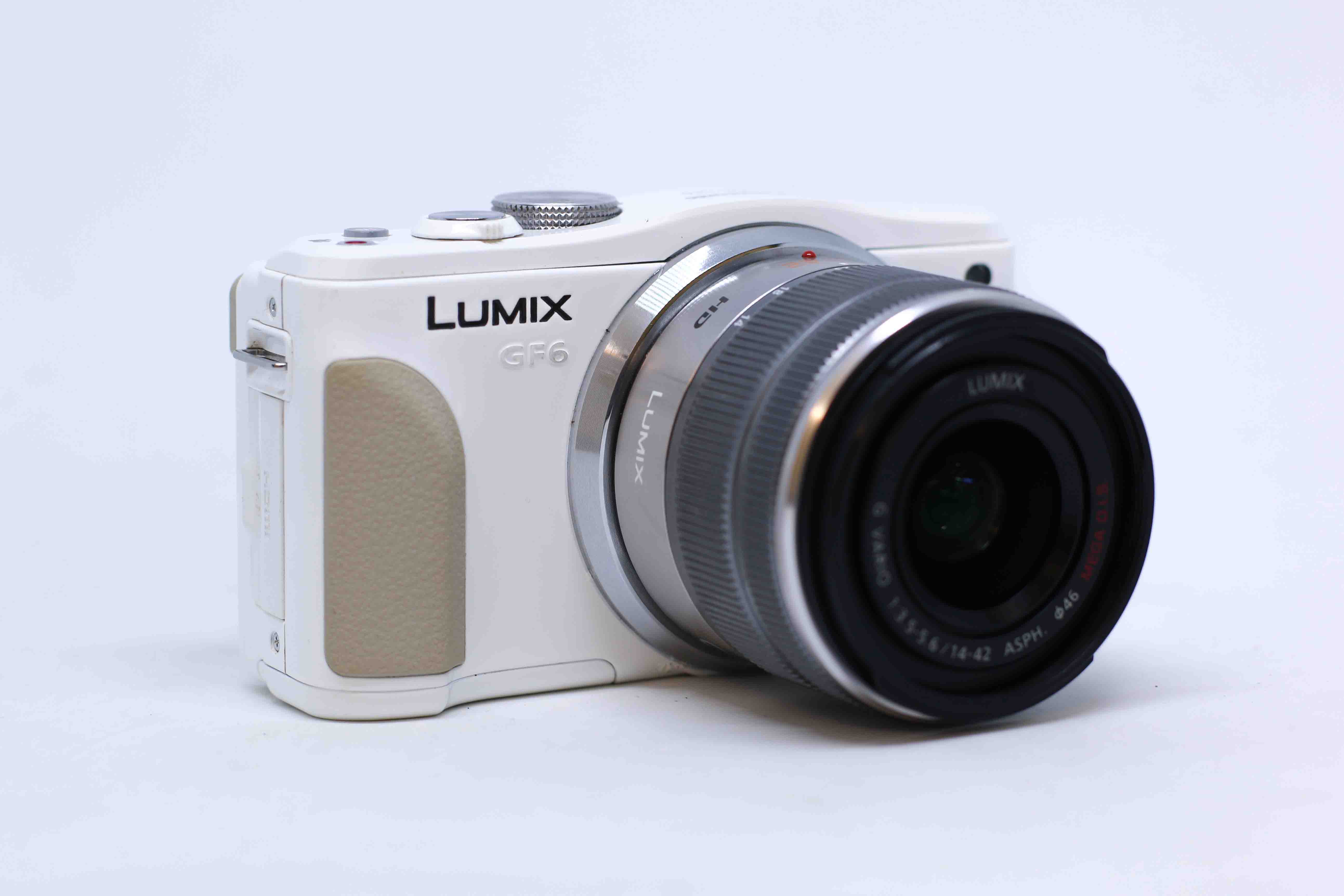 may-anh-panasonic-lumix-gf6-kem-ong-kinh-14-42mm-f-3-5-5-6