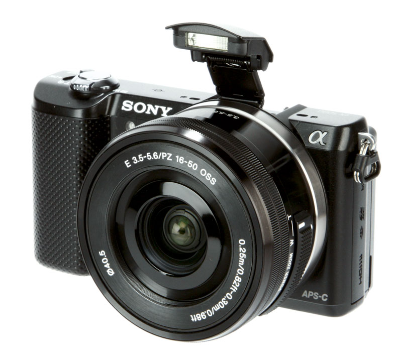 Sony A5000 + Kit 16-50 F/3.5-5.6 OSS