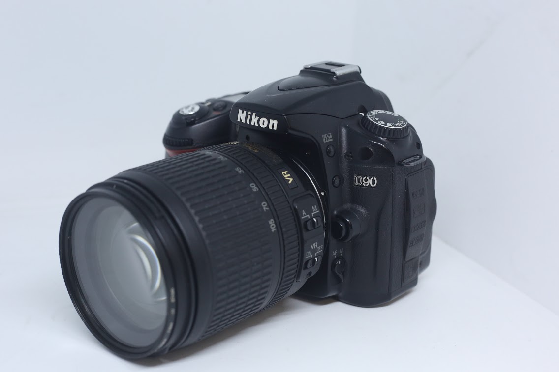 Nikon D90+18-105mm f/3.5-5.6G ED VR